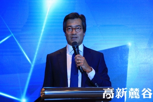 4 施华洛世奇专业部大中华区高级销售副总裁Flemming Nielsen(倪帆明)希望在这个领域中创造出更多的惊喜。郑紫琴 摄.JPG